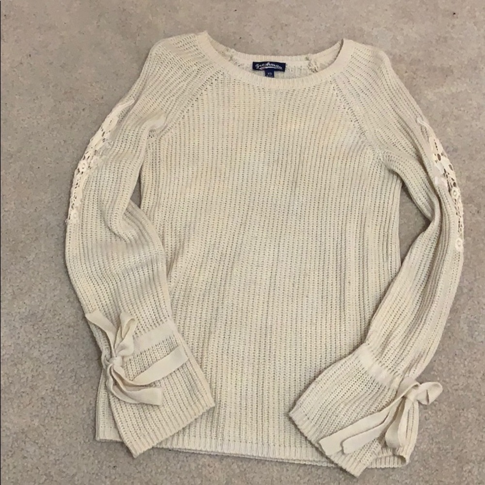 Freshman Cream Sweater